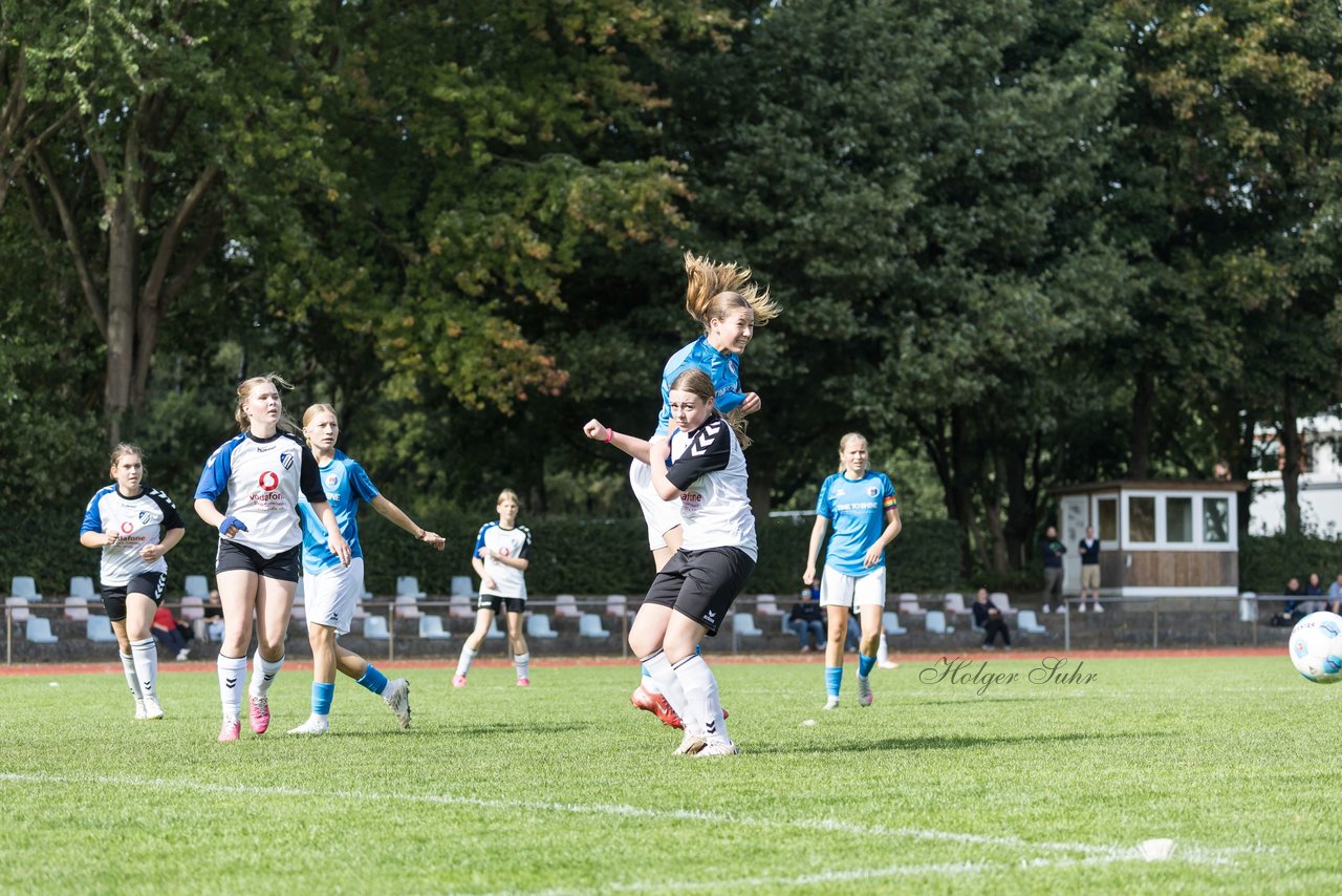 Bild 56 - wBJ VfL Pinneberg - Germania Schnelsen : Ergebnis: 15:1